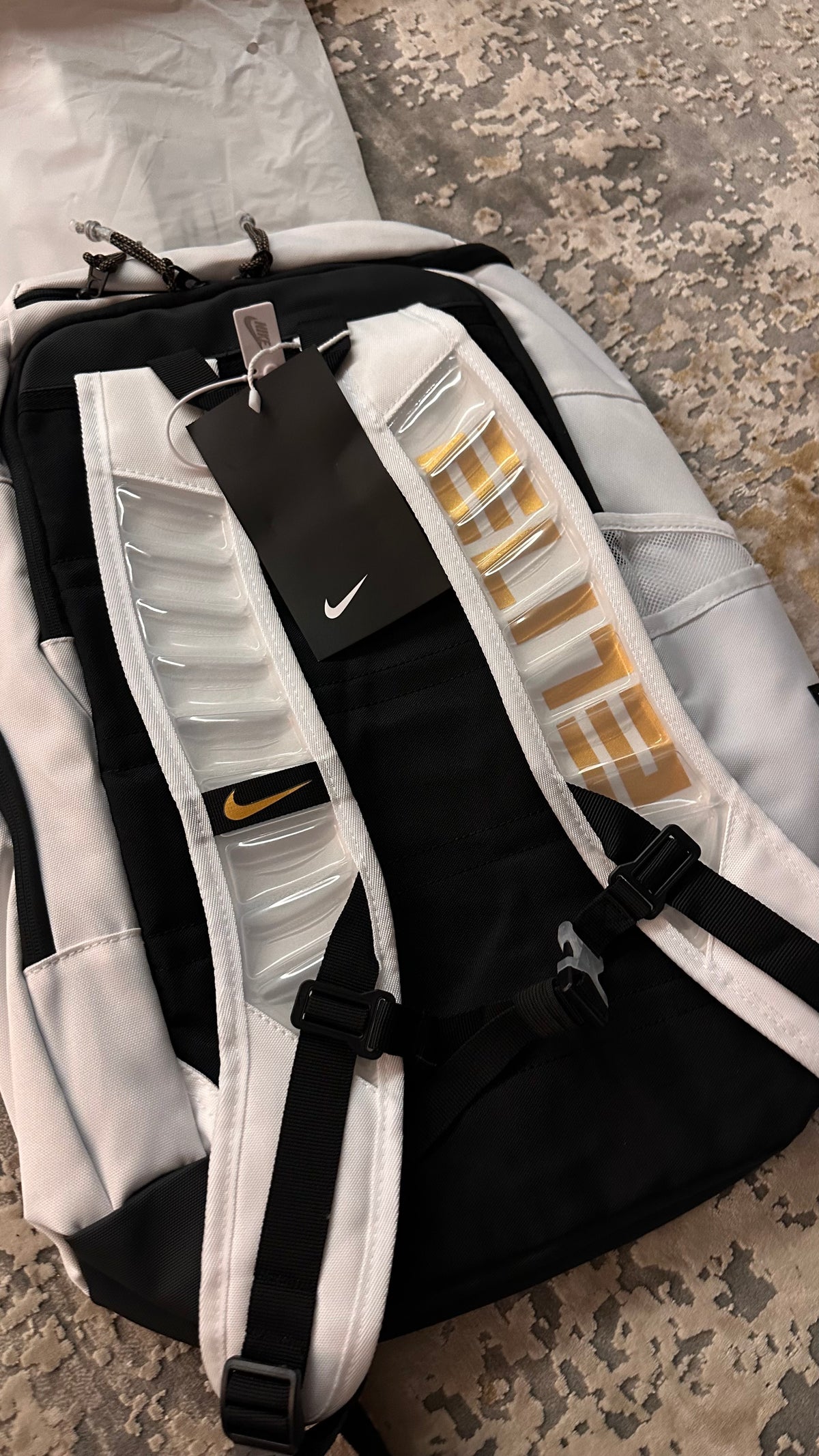 Nike Elite kuprine (Balta)