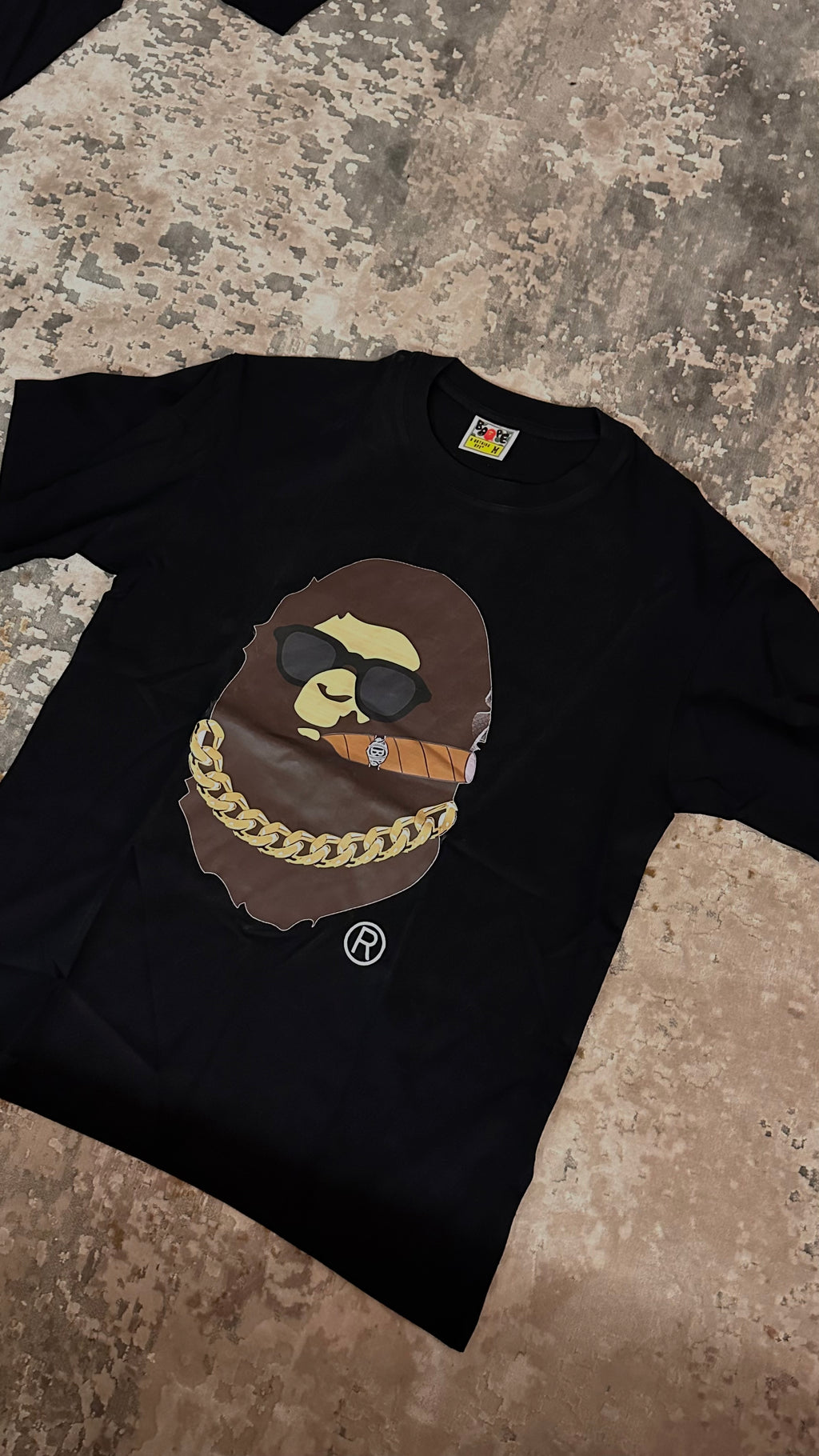 Bape juoda maike